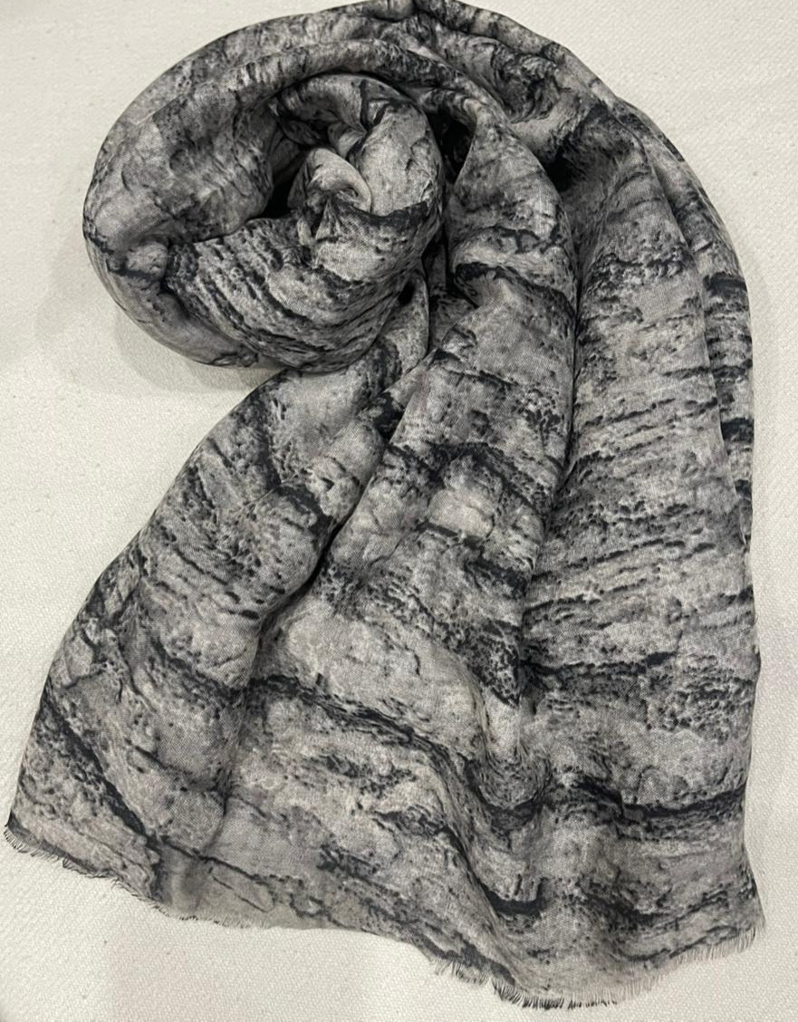 Printed Hijab for Women 34" BY 70" | Elegant Snake Design| Soft Lightweight Scarf | Modest Fashion | Everyday Wear